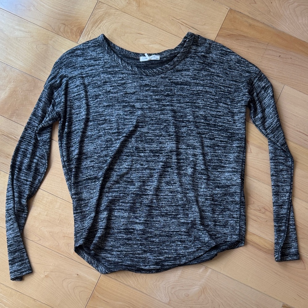 Rag & Bone Gray and Black Knit Top